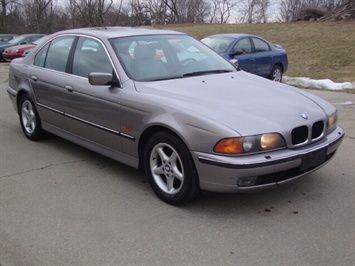 1999 BMW 528i   - Photo 1 - Cincinnati, OH 45255