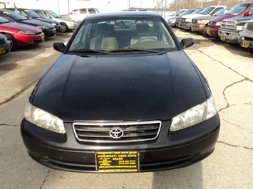 2000 Toyota Camry CE   - Photo 2 - Cincinnati, OH 45255