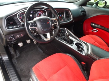 2015 Dodge Challenger R/T Scat Pack   - Photo 6 - Cincinnati, OH 45255