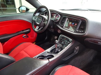 2015 Dodge Challenger R/T Scat Pack   - Photo 12 - Cincinnati, OH 45255