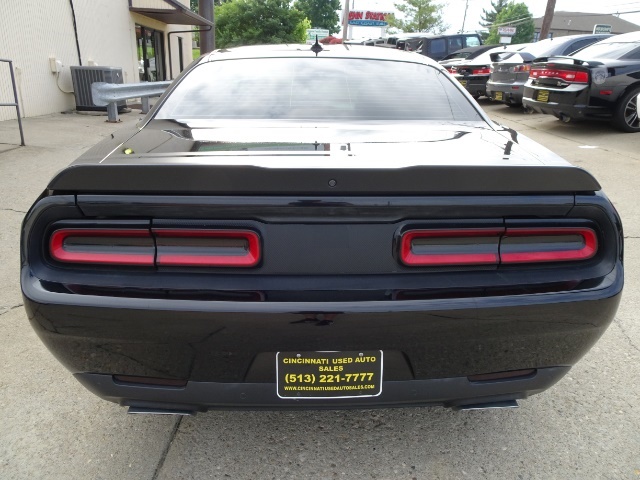 2015 Dodge Challenger R/T Scat Pack   - Photo 4 - Cincinnati, OH 45255