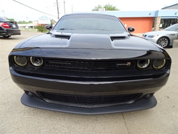 2015 Dodge Challenger R/T Scat Pack   - Photo 2 - Cincinnati, OH 45255
