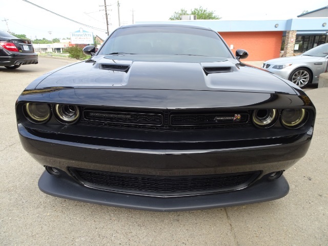 2015 Dodge Challenger R/T Scat Pack   - Photo 2 - Cincinnati, OH 45255
