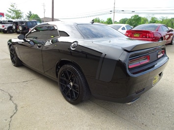 2015 Dodge Challenger R/T Scat Pack   - Photo 11 - Cincinnati, OH 45255