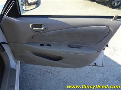 2002 Toyota Corolla CE   - Photo 27 - Cincinnati, OH 45255