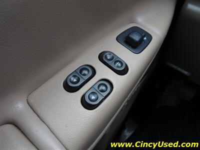 2002 Ford E-Series Chassis E150   - Photo 25 - Cincinnati, OH 45255