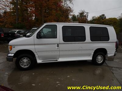 2002 Ford E-Series Chassis E150   - Photo 9 - Cincinnati, OH 45255