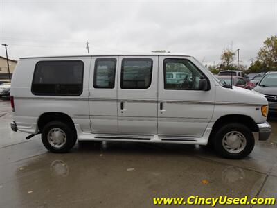2002 Ford E-Series Chassis E150   - Photo 5 - Cincinnati, OH 45255