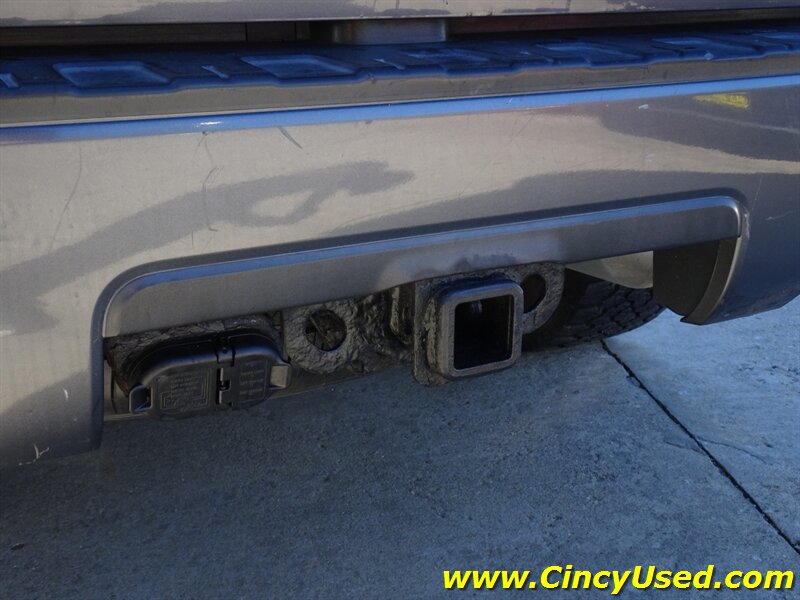 2011 Toyota Sequoia Limited - Photo 28 - Cincinnati, OH 45255