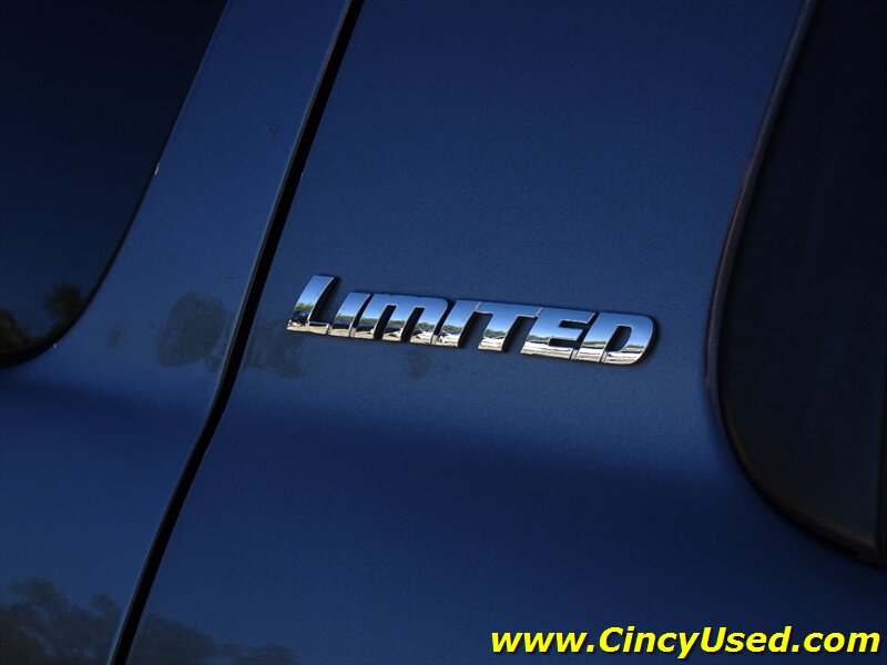 2011 Toyota Sequoia Limited - Photo 39 - Cincinnati, OH 45255