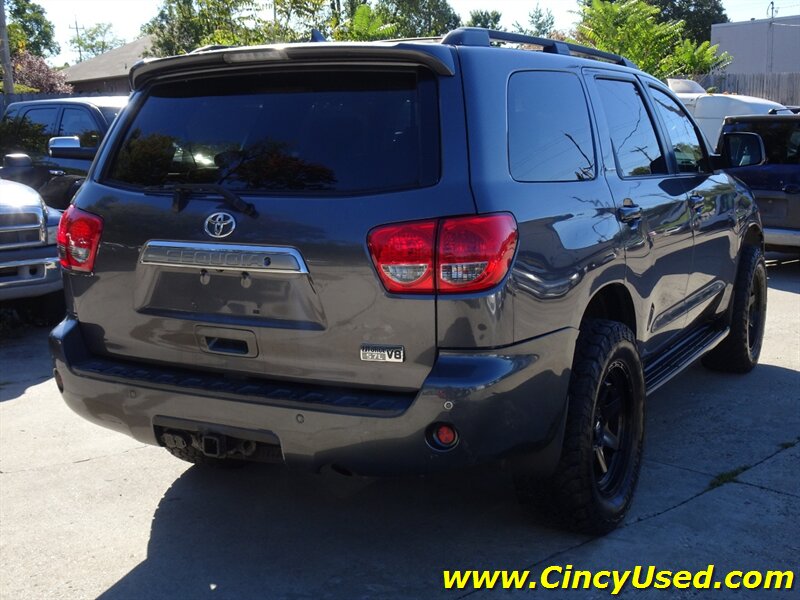 2011 Toyota Sequoia Limited - Photo 6 - Cincinnati, OH 45255