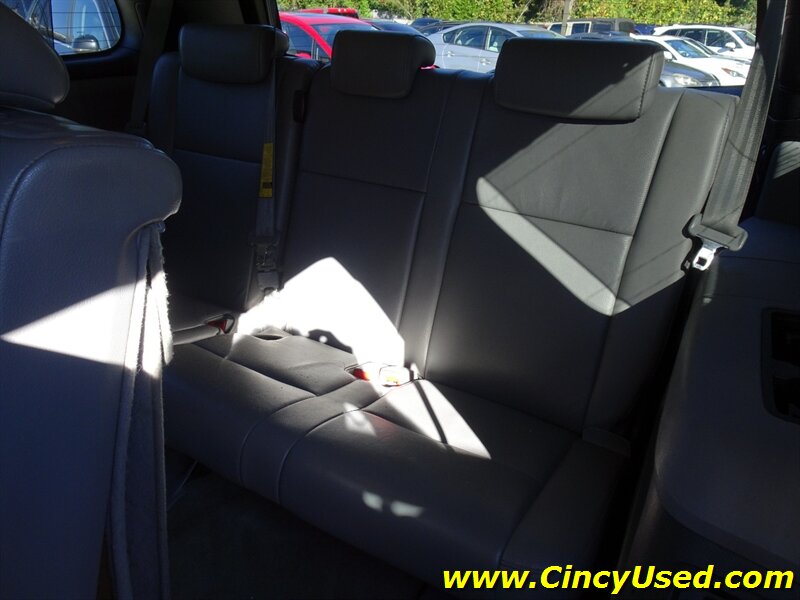 2011 Toyota Sequoia Limited - Photo 14 - Cincinnati, OH 45255
