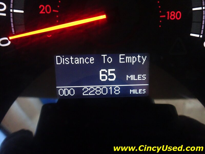 2011 Toyota Sequoia Limited - Photo 24 - Cincinnati, OH 45255