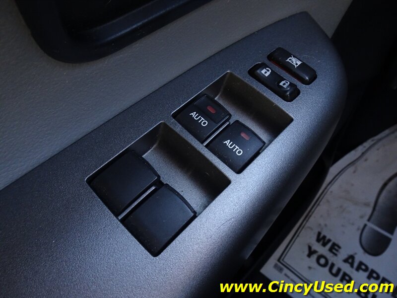 2011 Toyota Sequoia Limited - Photo 25 - Cincinnati, OH 45255
