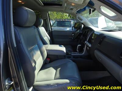 2011 Toyota Sequoia Limited - Photo 17 - Cincinnati, OH 45255