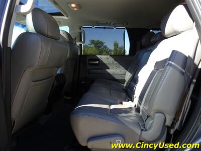 2011 Toyota Sequoia Limited - Photo 13 - Cincinnati, OH 45255