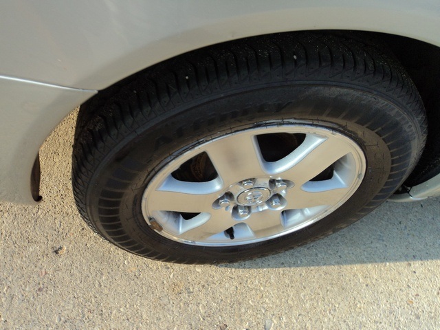 2000 Toyota Avalon XLS - Photo 31 - Cincinnati, OH 45255