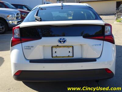 2020 Toyota Prius LE AWD-e - Photo 11 - Cincinnati, OH 45255