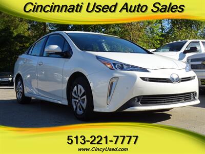 2020 Toyota Prius LE AWD-e - Photo 1 - Cincinnati, OH 45255