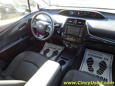 2020 Toyota Prius LE AWD-e - Photo 18 - Cincinnati, OH 45255
