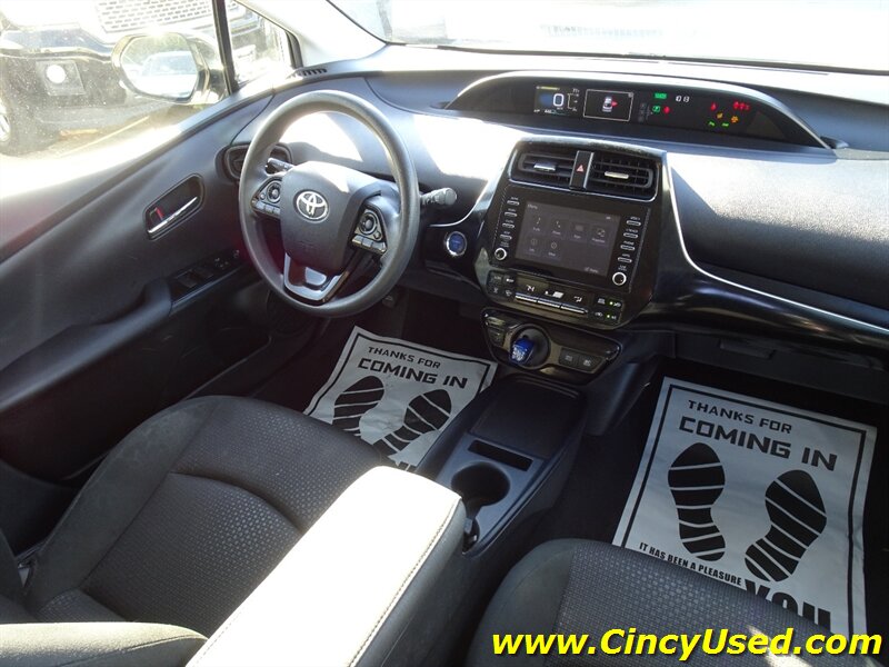 2020 Toyota Prius LE AWD-e - Photo 18 - Cincinnati, OH 45255