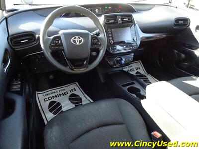 2020 Toyota Prius LE AWD-e - Photo 15 - Cincinnati, OH 45255