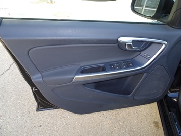 2013 Volvo S60 T5 Premier   - Photo 22 - Cincinnati, OH 45255