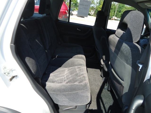 2000 Honda CR-V EX   - Photo 9 - Cincinnati, OH 45255