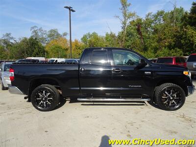 2016 Toyota Tundra SR5  5.7L V8 4X4 - Photo 5 - Cincinnati, OH 45255