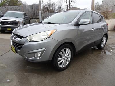 2011 Hyundai TUCSON Limited  2.4L I4 AWD - Photo 8 - Cincinnati, OH 45255