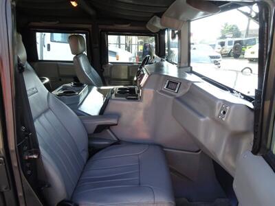 2000 Hummer H1 Convertible   - Photo 10 - Cincinnati, OH 45255