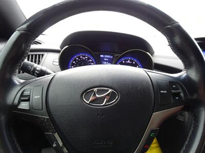 2013 Hyundai Genesis Coupe 3.8L V6 R-SPEC  Manual RWD - Photo 16 - Cincinnati, OH 45255