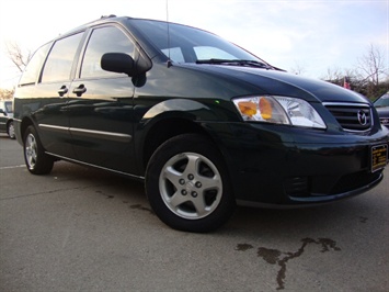 2001 Mazda MPV DX   - Photo 11 - Cincinnati, OH 45255