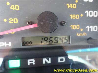 2002 Toyota 4Runner SR5 - Photo 21 - Cincinnati, OH 45255