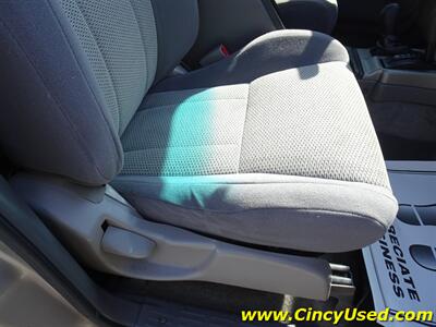 2002 Toyota 4Runner SR5 - Photo 26 - Cincinnati, OH 45255