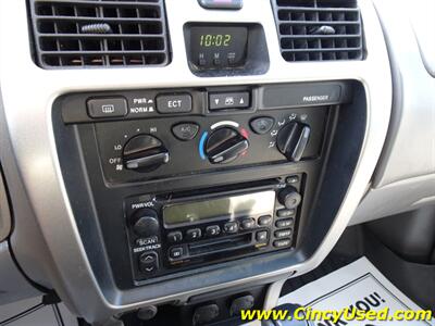 2002 Toyota 4Runner SR5 - Photo 18 - Cincinnati, OH 45255