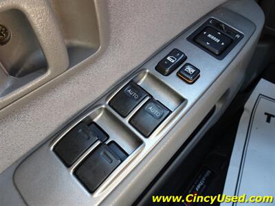 2002 Toyota 4Runner SR5 - Photo 22 - Cincinnati, OH 45255