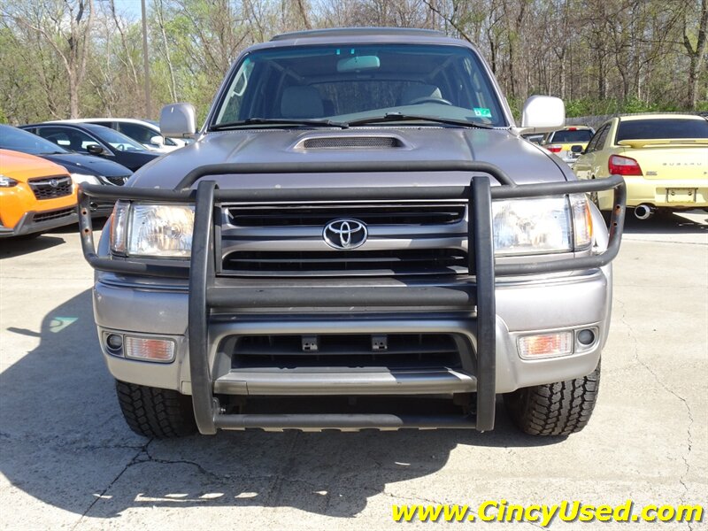 2002 Toyota 4Runner SR5 - Photo 2 - Cincinnati, OH 45255