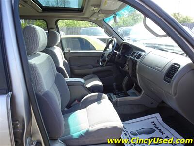 2002 Toyota 4Runner SR5 - Photo 16 - Cincinnati, OH 45255