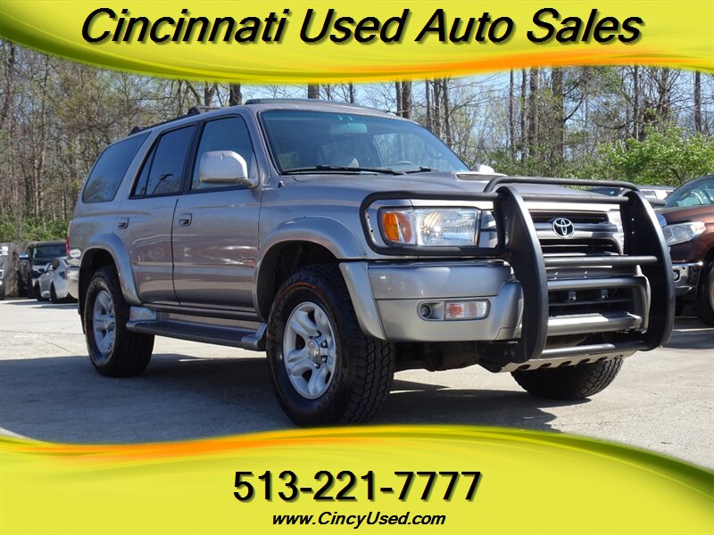 2002 Toyota 4Runner SR5   - Photo 1 - Cincinnati, OH 45255