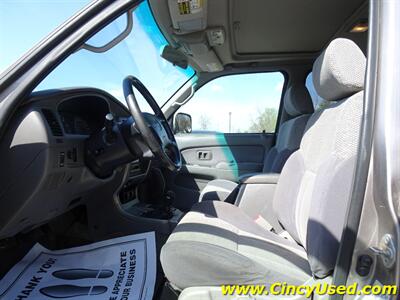 2002 Toyota 4Runner SR5 - Photo 11 - Cincinnati, OH 45255