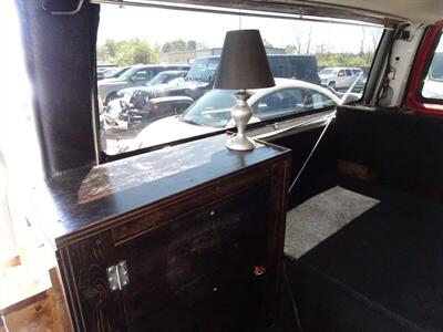 2016 Chevrolet Express Passenger LT 3500   - Photo 39 - Cincinnati, OH 45255