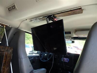2016 Chevrolet Express Passenger LT 3500   - Photo 34 - Cincinnati, OH 45255