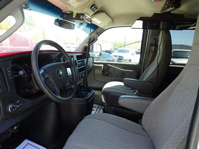 2016 Chevrolet Express Passenger LT 3500   - Photo 22 - Cincinnati, OH 45255