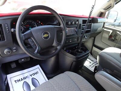 2016 Chevrolet Express Passenger LT 3500   - Photo 19 - Cincinnati, OH 45255