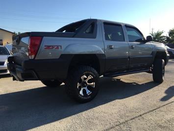 2003 Chevrolet Avalanche 1500   - Photo 13 - Cincinnati, OH 45255