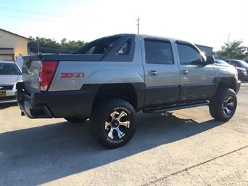 2003 Chevrolet Avalanche 1500   - Photo 6 - Cincinnati, OH 45255