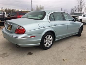 2004 Jaguar S-Type 3.0   - Photo 13 - Cincinnati, OH 45255