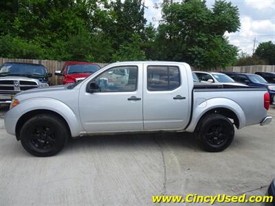 2013 Nissan Frontier SV  4.0L V6 4X4 - Photo 5 - Cincinnati, OH 45255