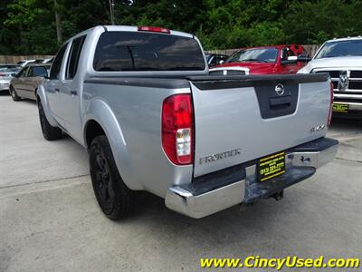 2013 Nissan Frontier SV  4.0L V6 4X4 - Photo 6 - Cincinnati, OH 45255